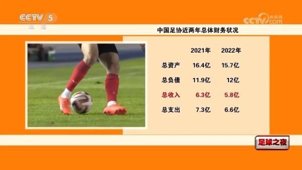 据悉，中国内地电视剧《我的妈妈是校花》翻拍自这部韩漫，由邓恩熙、蒋龙、刘琳、刘些宁等主演，有望在 《麦兜·我和我妈妈》海报公布 十月一日上映 2014-06-05 时隔两年，国民动画形象“麦兜”终于又有新动作。