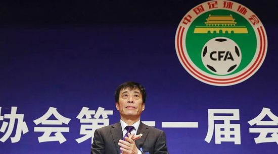 《烈火英雄》蝉联日榜亚 票房播报：《哪吒》破36亿 《烈火英雄》走势抢眼 2019-08-13 8月12日，大盘报收票房1.83亿。