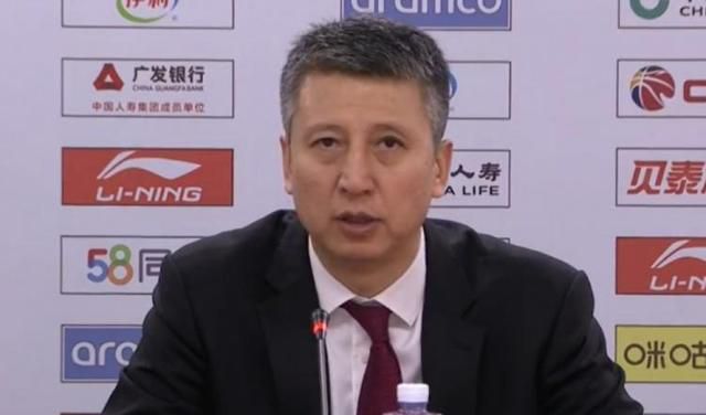 组委会特别邀请国际影星章子怡出任国际影展的形象大使，并在开幕式上授予形象大使荣誉奖杯。