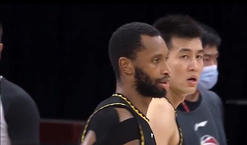 为小哪吒配音的吕艳婷曾透露，在配完《哪吒之魔童降世》后，她直接失声了一个月，声带受到极大损伤。