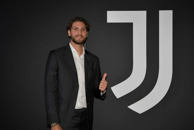 影片凭借其扎实的剧作、精湛的群像表演与稀缺的反扒题材，被观众盛赞为2025年国庆档“最强黑马”。