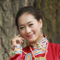 该片作为本年度最贵的跨国冒险喜剧大片，不仅糅合了 《人类清除计划2》发海报组 无犯罪日再度来临 2014-07-04 去年，由伊桑·霍克和琳娜·海蒂主演的小成本惊悚片《人类清除计划》成为暑期黑马，以三百万美元的成本，赚回8700多万的全球票房。